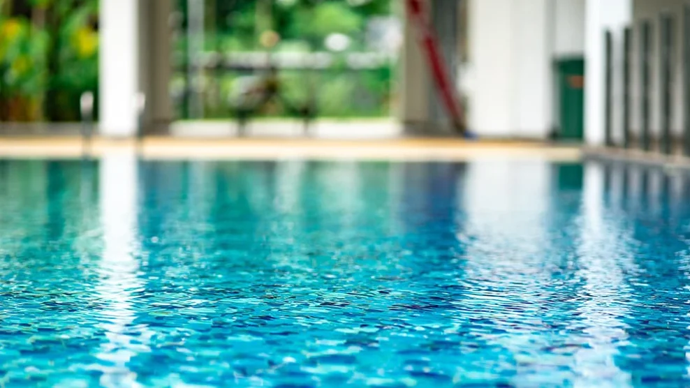 Optimizando el tratamiento de aguas en piscinas: Secuencia correcta de productos