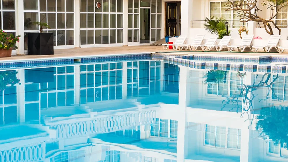 Guía práctica para el mantenimiento de piscinas: Pasos y recomendaciones